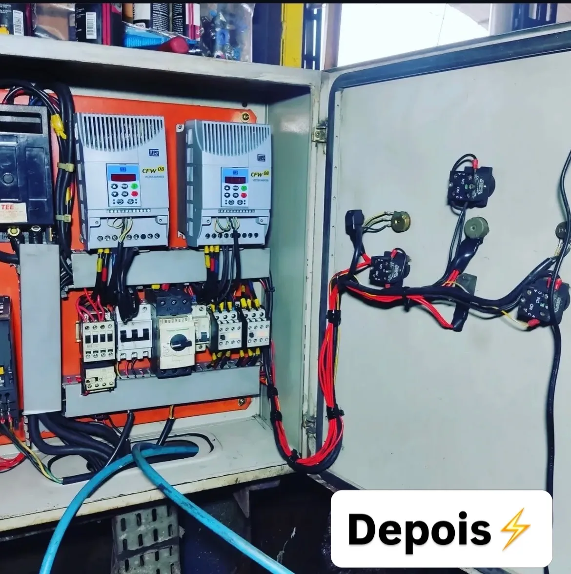 Painel de comando industrial após retrofit executado pela RBT Engenharia